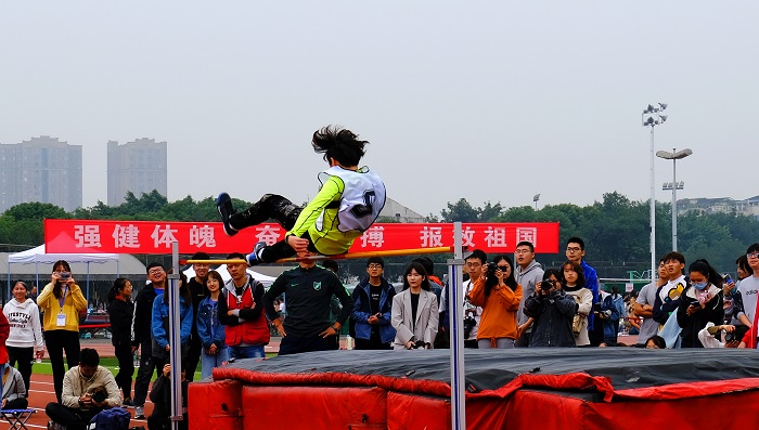 微信图片_20201027165938_副本.jpg